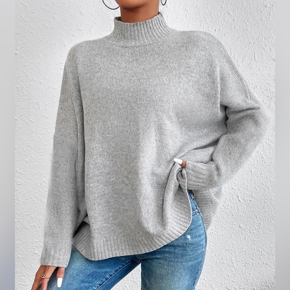 Oversized Poncho Sweater (Great Condition) - Picture 2 of 9